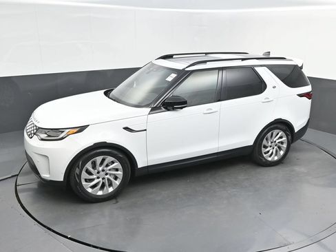 New 2026 Land Rover Discovery S AWD/4WD image 31