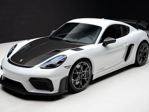 Used 2023 Porsche 718 Cayman GT4 RS w/ Weissach Package RWD image 5