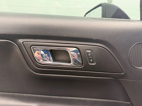 Used 2015 Ford Mustang GT Premium image 10