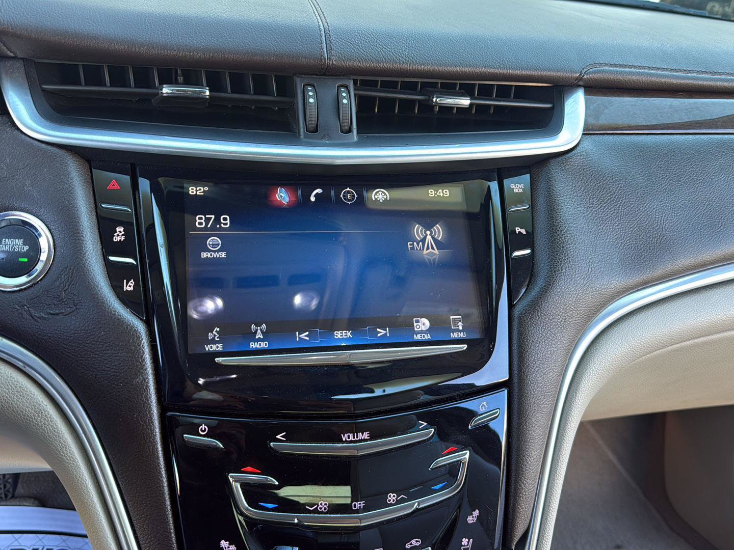 Used 2013 Cadillac XTS Luxury w/ Driver Awareness Package FWD image 26