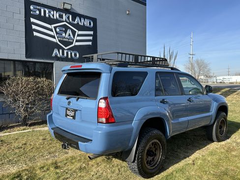 Used 2007 Toyota 4Runner SR5 image 7