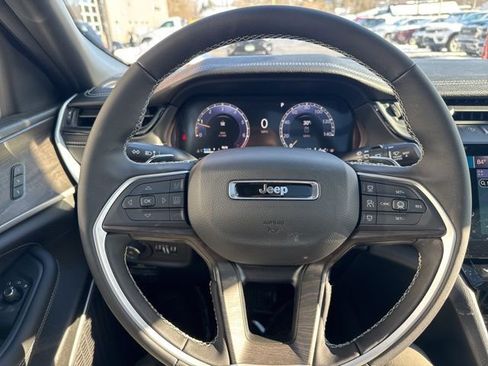 New 2026 Jeep Grand Cherokee L Limited image 15