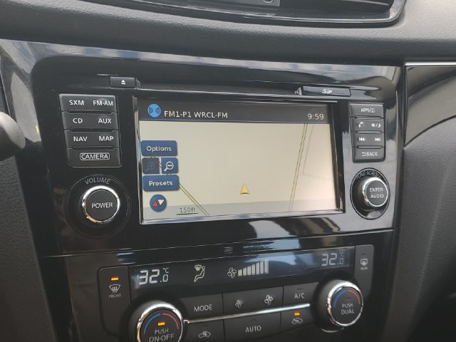 Used 2018 Nissan Rogue Sport AWD image 25