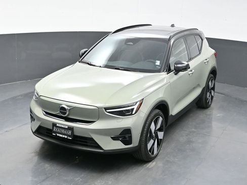 Used 2023 Volvo XC40 Recharge Ultimate w/ Protection Package Premier image 27