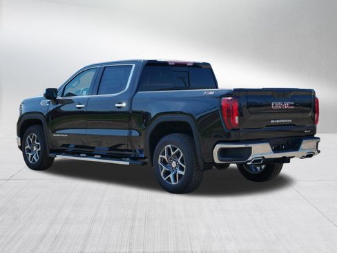 New 2026 GMC Sierra 1500 SLT w/ SLT Premium Plus Package AWD/4WD image 3