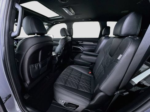 Used 2024 Kia Telluride EX X-Line AWD/4WD image 25