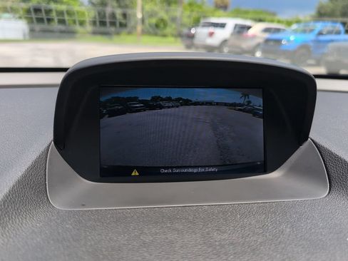 Used 2014 Buick Encore FWD image 16