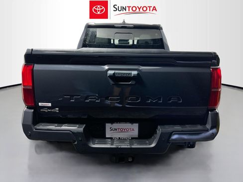 Used 2024 Toyota Tacoma SR5 w/ SR5 Upgrade Package image 5