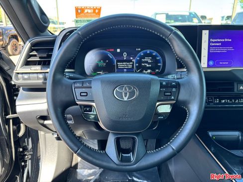 Certified 2024 Toyota Crown AWD/4WD image 20
