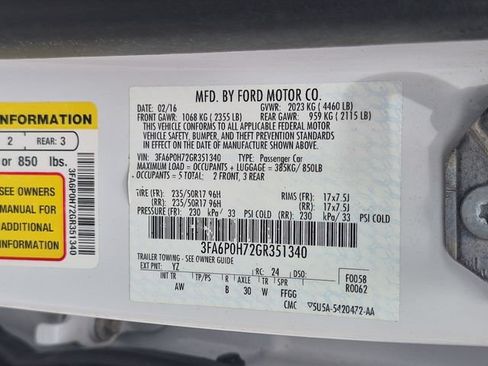 Used 2016 Ford Fusion SE FWD image 29