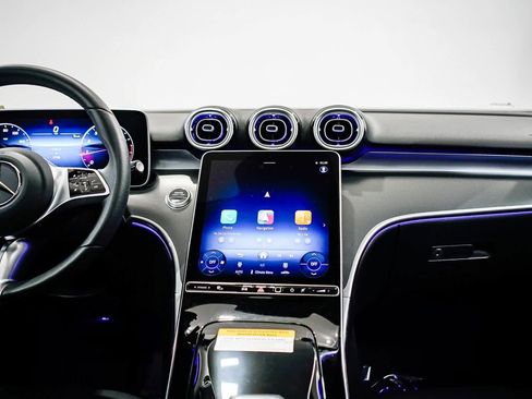 Used 2025 Mercedes-Benz C 300 4MATIC Sedan image 13