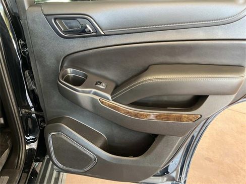Used 2019 Chevrolet Tahoe LT w/ Luxury Package image 22