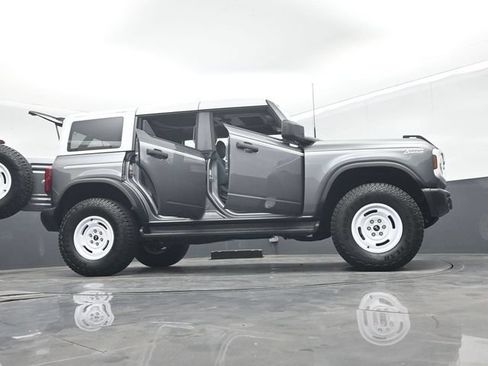 Certified 2025 Ford Bronco Heritage Edition AWD/4WD image 77