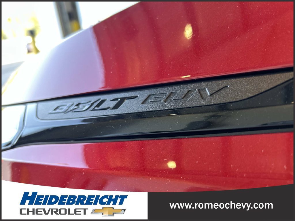 Used 2023 Chevrolet Bolt EUV LT w/ Comfort Package FWD image 38
