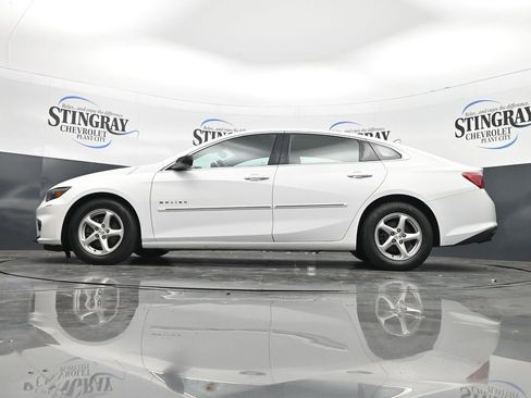 Used 2017 Chevrolet Malibu LS FWD image 29