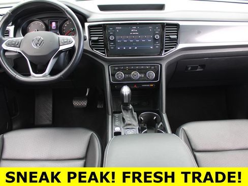 Used 2020 Volkswagen Atlas Cross Sport SEL AWD/4WD image 20