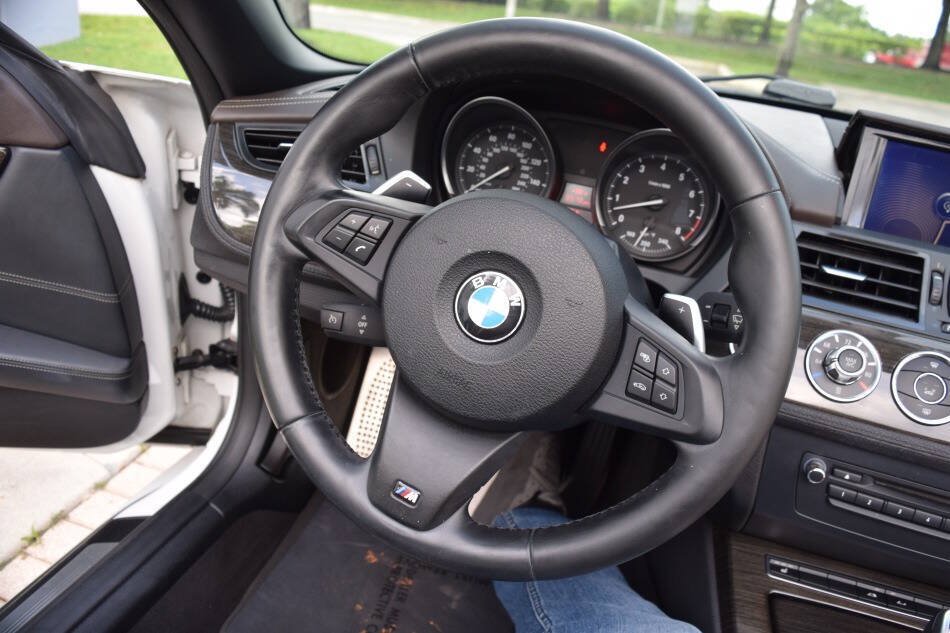 Used 2014 BMW Z4 sDrive35i RWD image 69