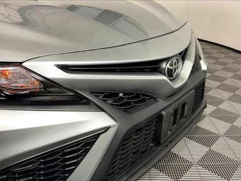 Used 2022 Toyota Camry SE image 36