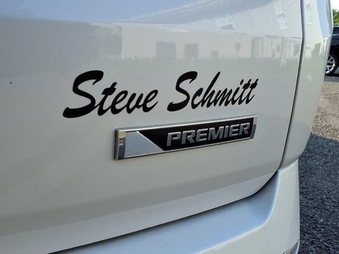 Certified 2018 Chevrolet Traverse Premier w/ Driver Confidence II Package FWD image 33