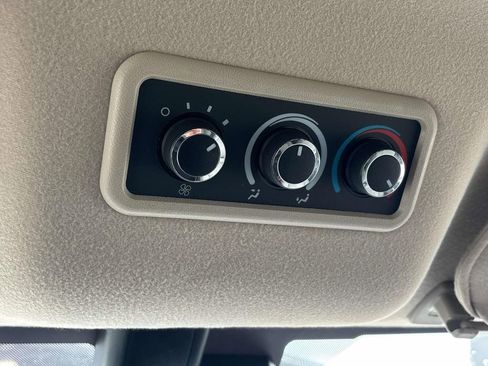 Used 2022 Chevrolet Express 3500 LT w/ LT Preferred Equipment Group image 24