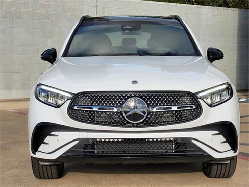 New 2026 Mercedes-Benz GLC 300 image 2