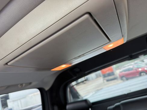 Used 2013 Chevrolet Avalanche LTZ AWD/4WD image 20