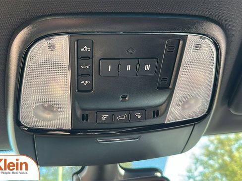 Used 2024 Dodge Durango GT image 24