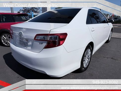 Used 2013 Toyota Camry LE FWD image 5
