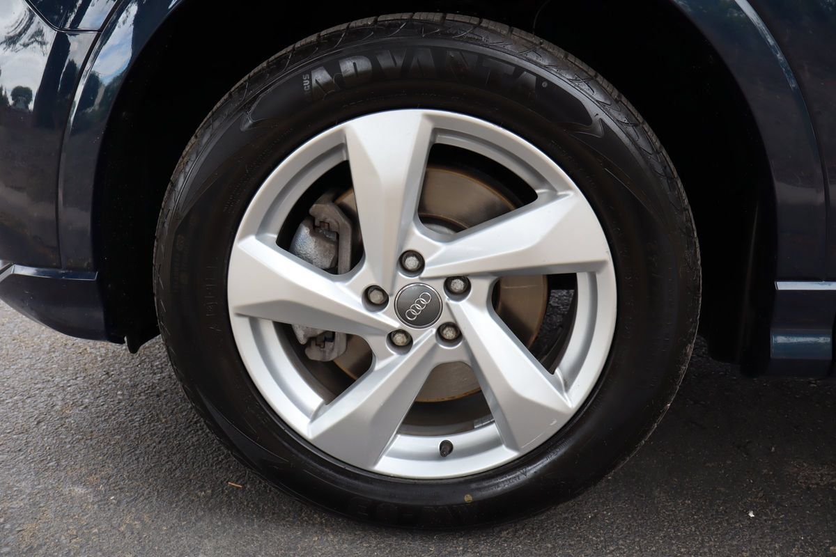 Used 2019 Audi Q3 2.0T Premium AWD/4WD image 42