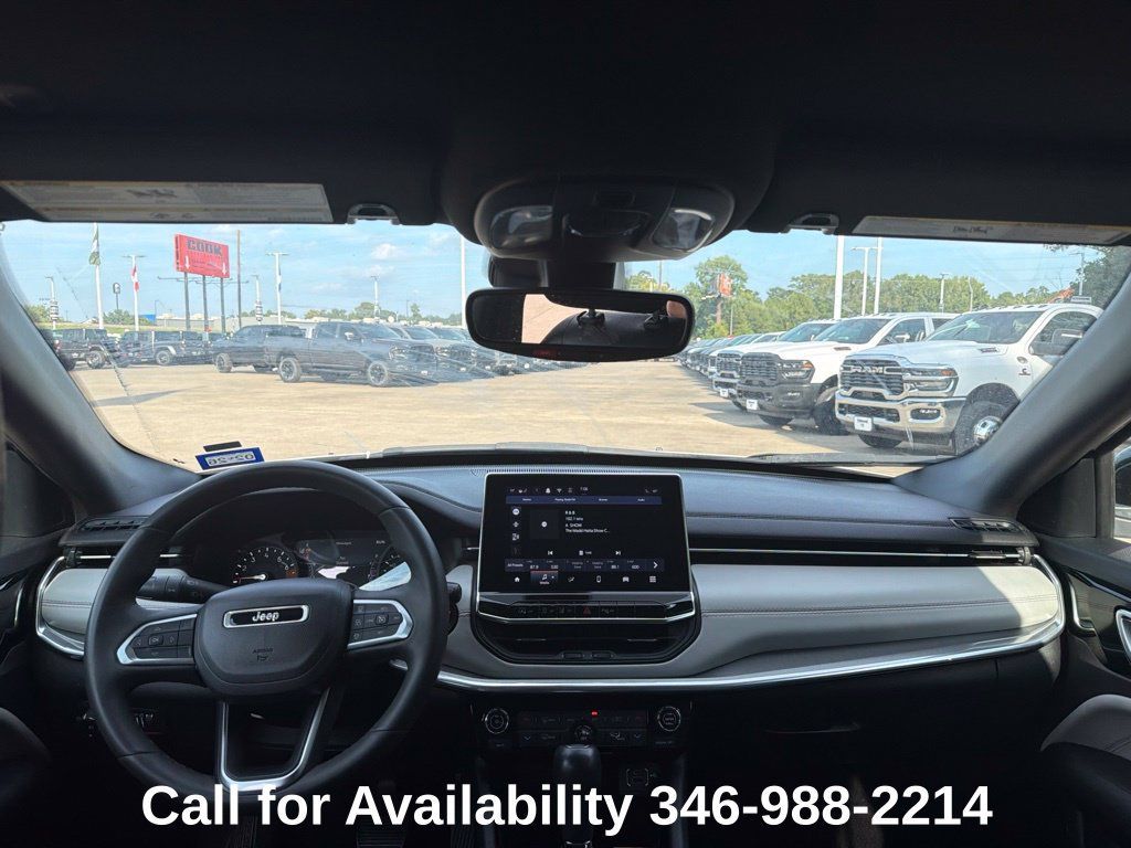 Used 2024 Jeep Compass Limited AWD/4WD image 11