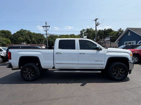 Used 2015 GMC Sierra 2500 SLT w/ Driver Alert Package AWD/4WD image 7