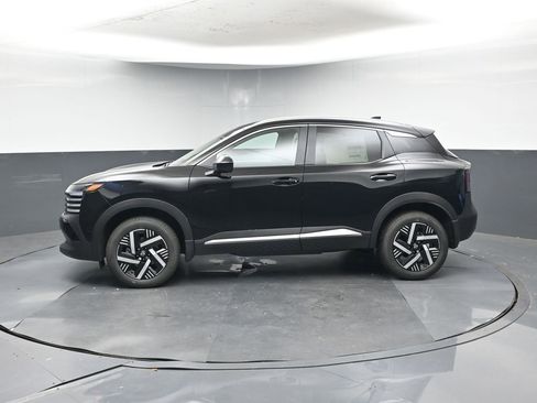 New 2026 Nissan Kicks SV image 7