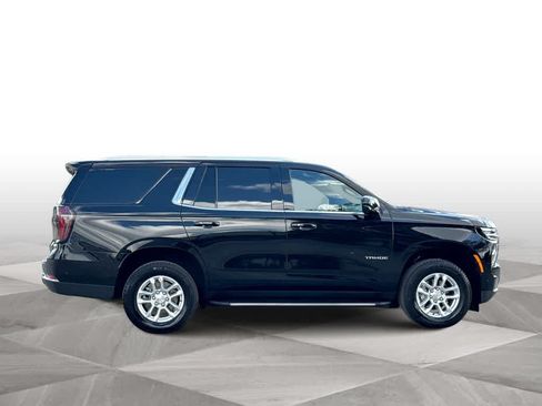 Used 2025 Chevrolet Tahoe LT AWD/4WD image 9
