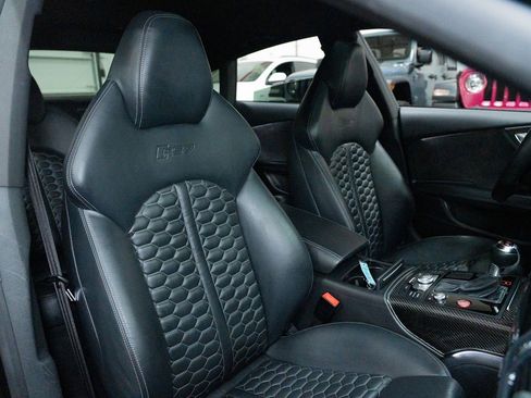 Used 2016 Audi RS 7 Prestige w/ Carbon-Optic Package image 37