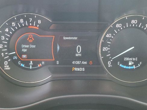 Used 2019 Lincoln MKC Select w/ Select Plus Package image 11