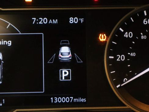 Used 2020 Nissan Kicks SV FWD image 5