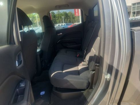 Used 2018 GMC Canyon SLE w/ SLE Convenience Package RWD image 29