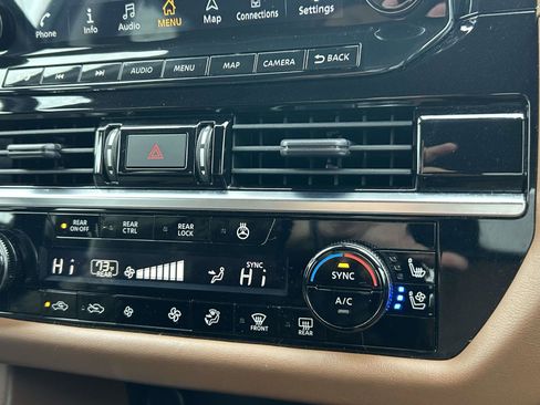 Used 2022 Nissan Pathfinder Platinum w/ Cargo Package image 28