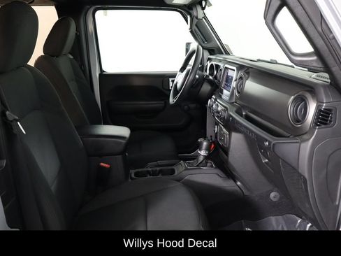 Used 2022 Jeep Wrangler Sport AWD/4WD image 18
