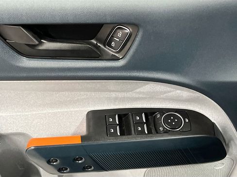 Used 2024 Ford Maverick XLT FWD image 17
