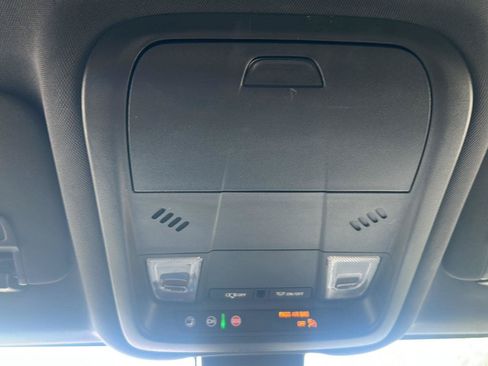 Used 2023 Chevrolet Equinox RS AWD/4WD image 23