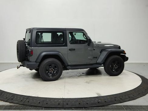 Used 2023 Jeep Wrangler Sport AWD/4WD image 9