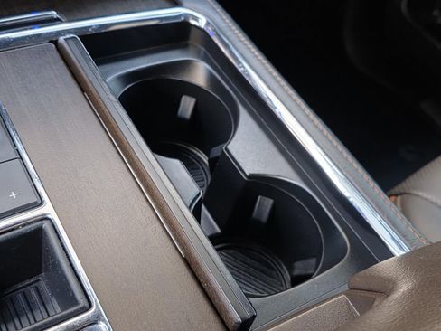 Used 2020 Ford Expedition King Ranch image 37