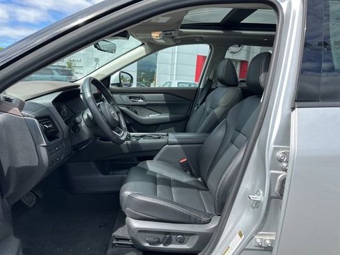 Certified 2023 Nissan Rogue SL w/ SL Premium Package AWD/4WD image 10