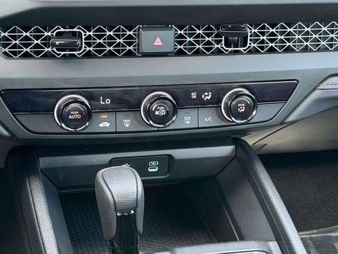 Used 2025 Honda Accord LX image 15