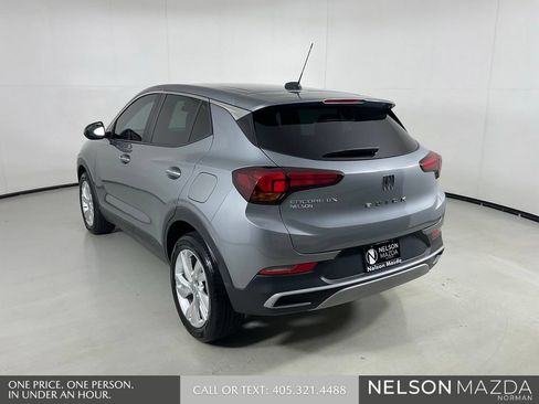 Used 2025 Buick Encore GX Preferred FWD image 8