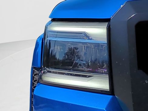 Certified 2024 Nissan Frontier PRO-4X w/ Technology Package image 10