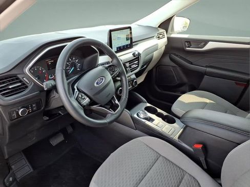 Used 2022 Ford Escape SE w/ SE Sport Appearance Package FWD image 11