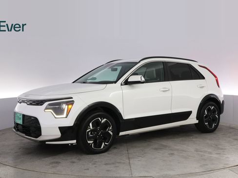 Used 2023 Kia Niro Wind FWD image 18