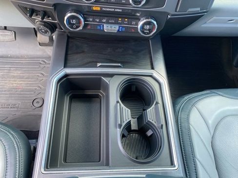 Used 2022 Ford F250 Limited image 18